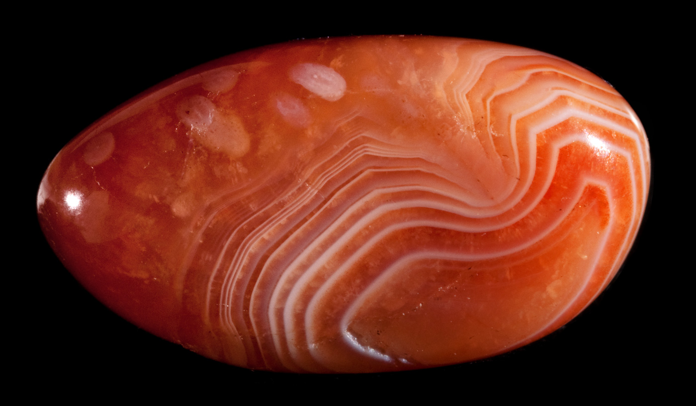 red agate beads meaning